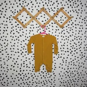 Modern Moments by Gerber Yellow Ribbed Long Sleeve Baby Pajamas